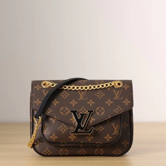 🍀Louis Vuitton Passy Bag Monogram - Picture 1 of 10